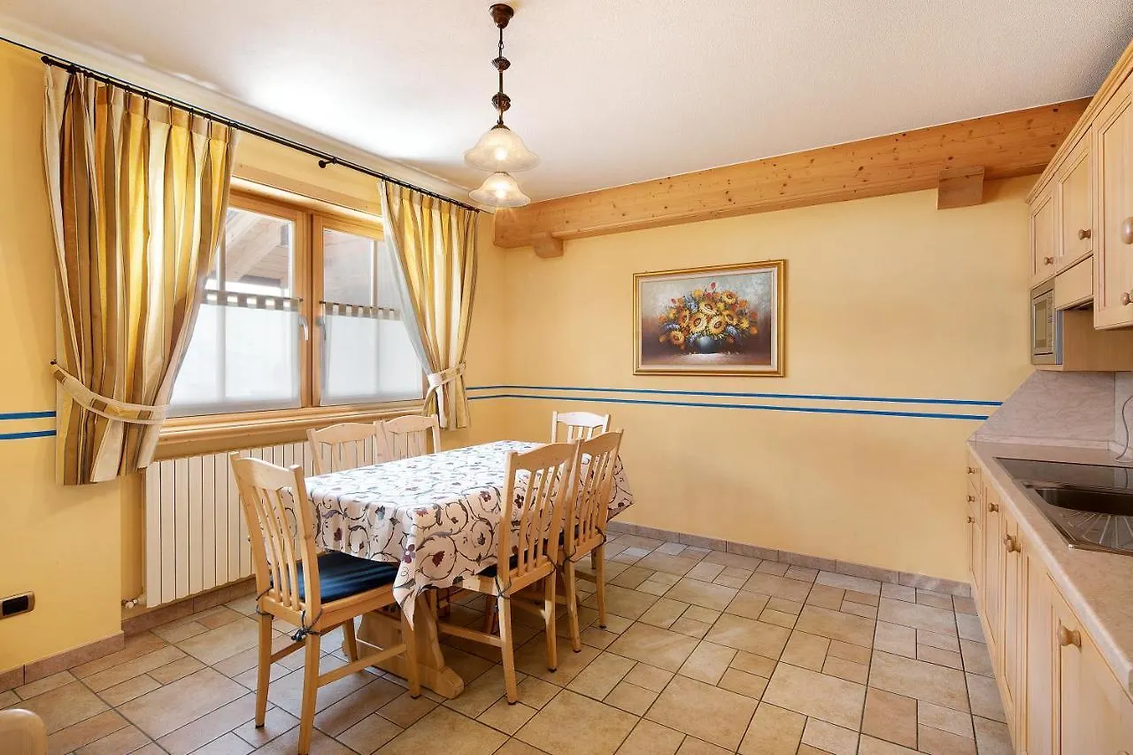 Lejlighed Chalet Betty Appartamento Larasc Livigno