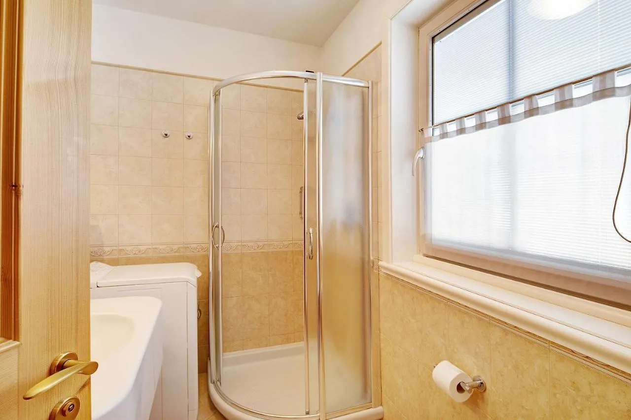 Lejlighed Chalet Betty Appartamento Larasc Livigno Italien